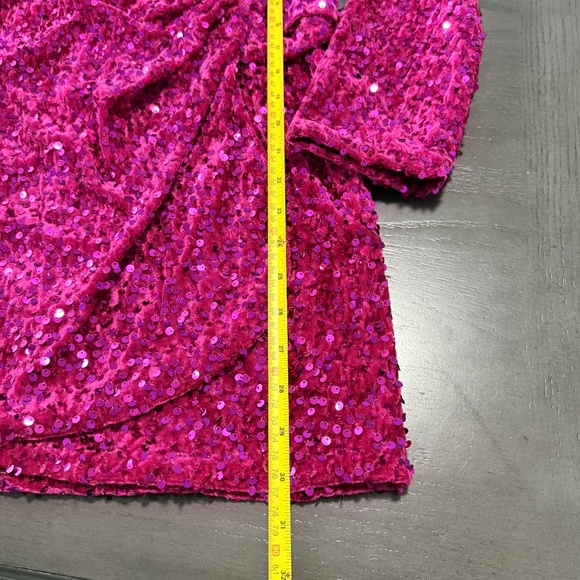 LOVE RICHE Pink Velvet Sequin Long Sleeve V Neck Wrapped Mini Dress Size S - Picture 10 of 12